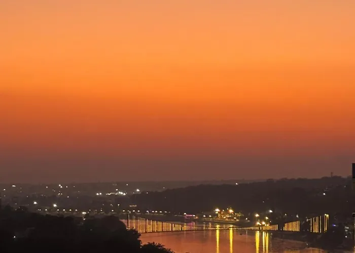 Shalom BackpackersHostel